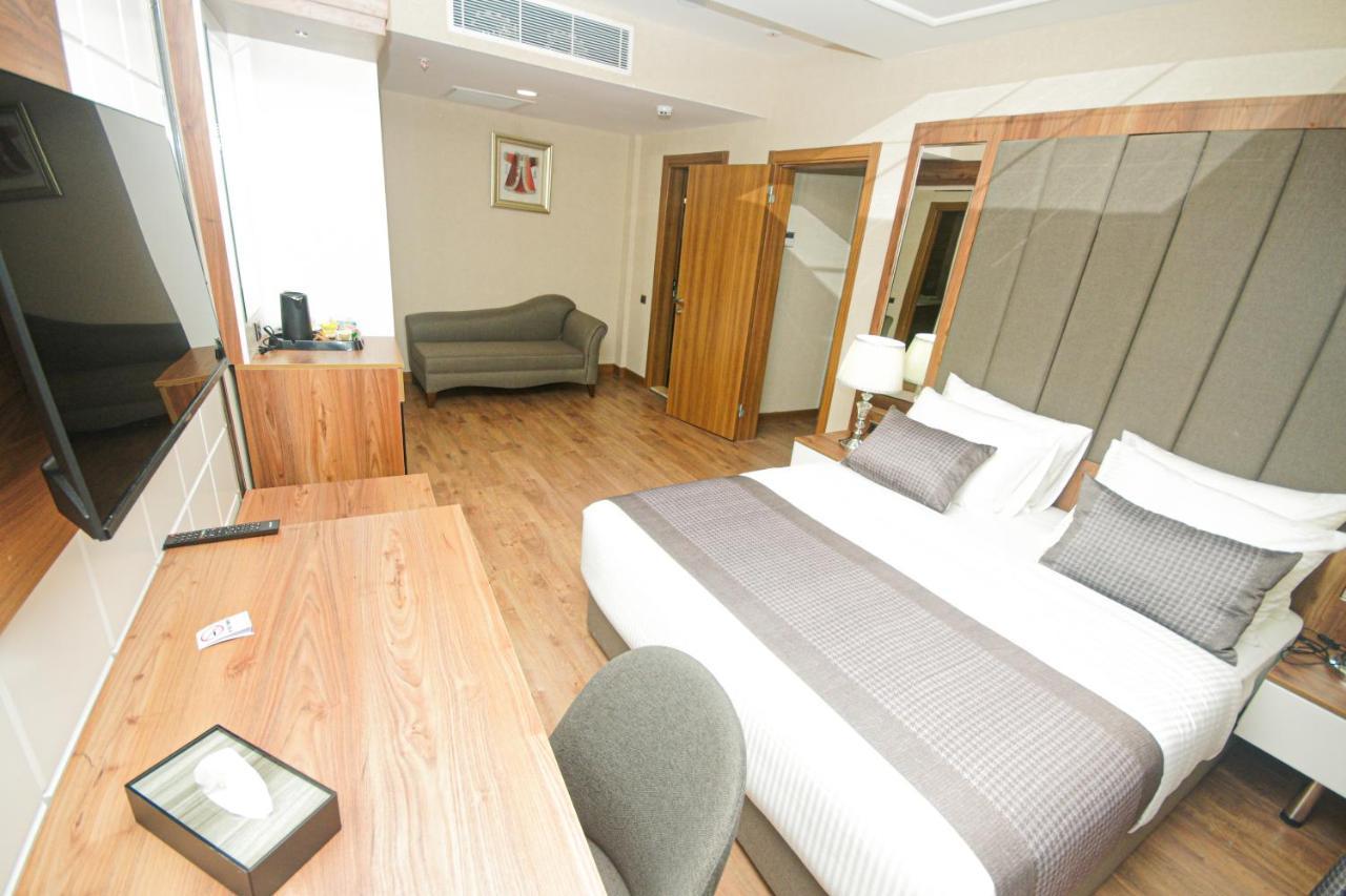 United Hotel International Yaounde Exterior photo